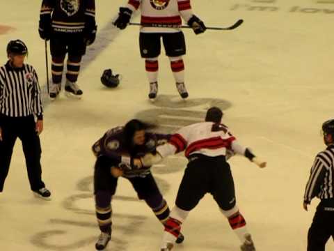 Kevin Westgarth vs Scott Fletcher