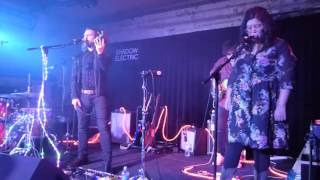 LiamFinn 08 Miracle Glance