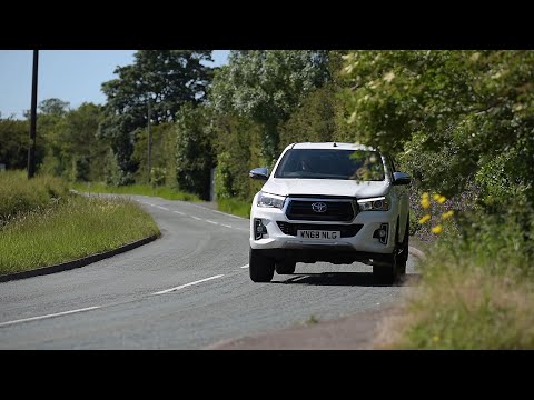 Hilux Easy-Lift Kit: What's it like to live with?
