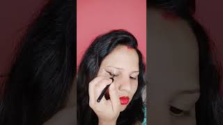Trying viral Eyeliner hack 💄using Tape #shorts #eyeliner #hack #viral #youtubeshorts #trending