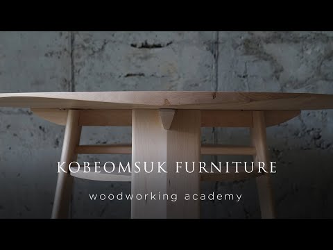 Student Project: Making a Round Maple Table at Kobeomsuk Furniture
