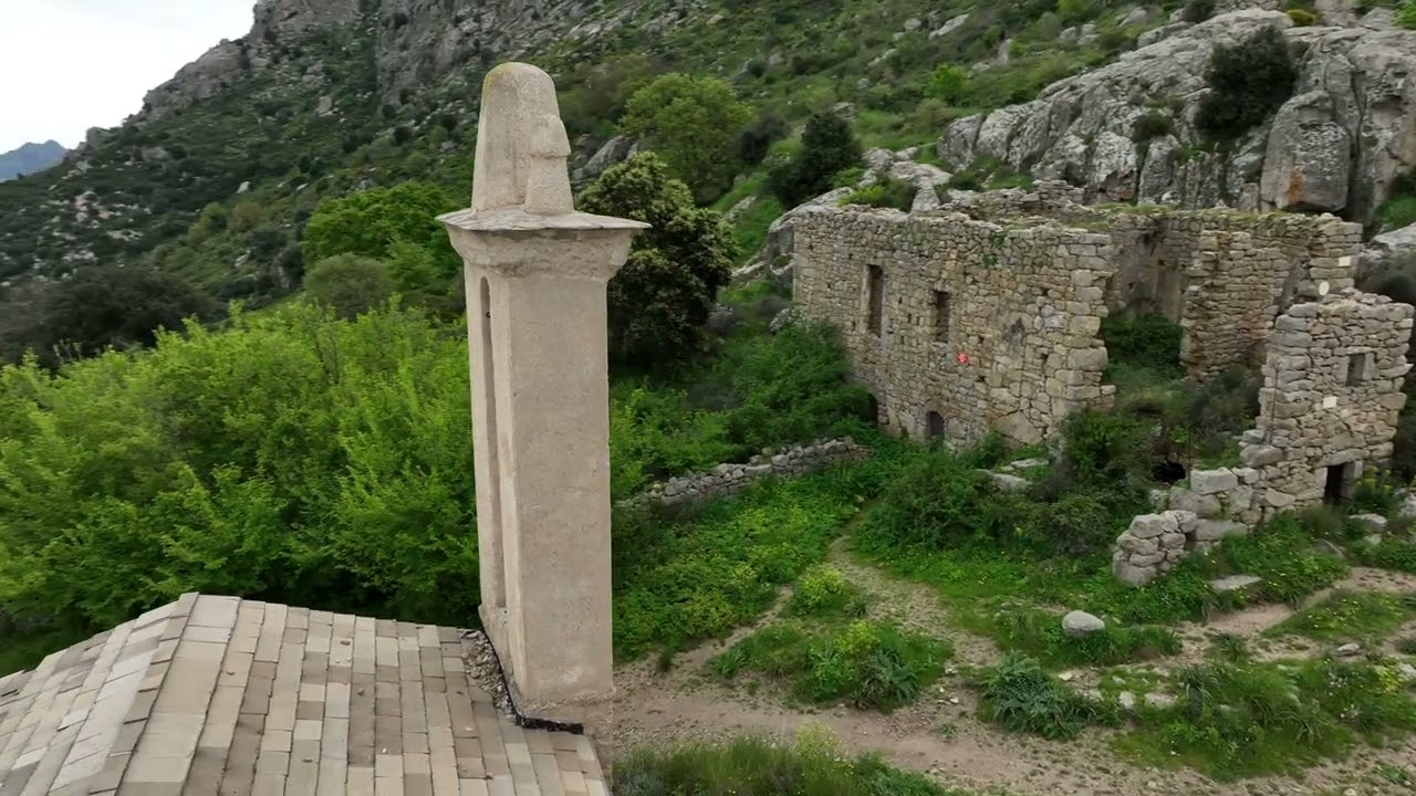 Village abandonné d' Occi en Corse