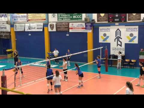 yes, weekend! LoSport - GIALLOBLU' VOLLEY, BATTE FORTE IL CUORE