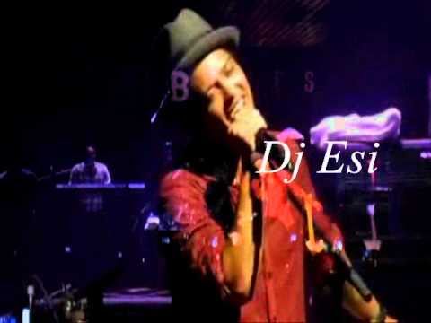 Dj Esi - Just The Way You Are Vs Love In This Club Vs Doesn't Mean Anything