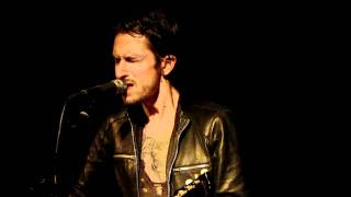 Jimmy Gnecco: Ran away to tell the world (live at Radio Popolare, Milan)