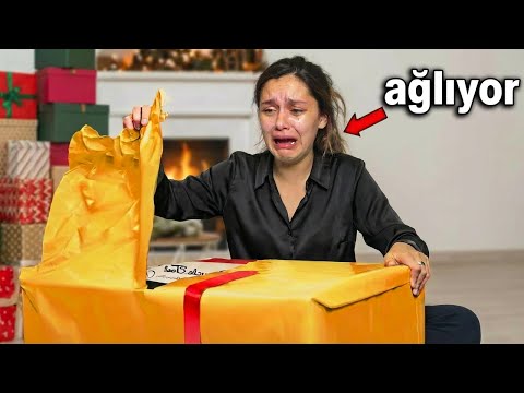 I BOUGHT A GIFT FOR MY GIRLFRIEND *I wish I hadn't*