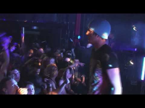 DJ Mangoo live @ 100% Partybåt