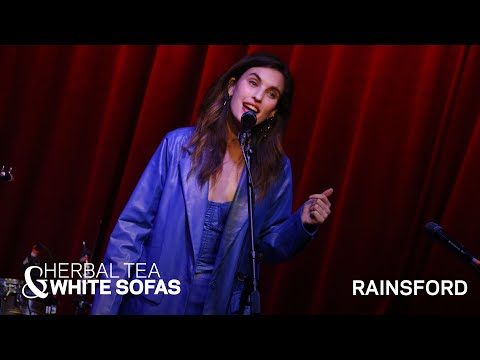 Rainsford Shares What She’d Ask For Backstage If Money Were No Object | Herbal Tea & White Sofas