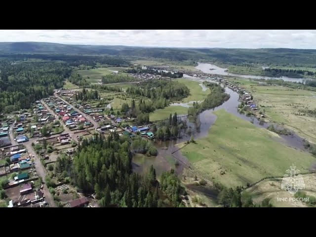 В Казачинско-Ленском и Киренском районах работают оперативные группы МЧС России