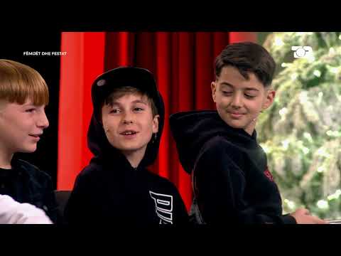 Fëmijët dhe Akili ( Akili, Jornis, Rajan, Uesli, Doni ) - Fëmijët dhe Festat