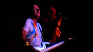Adrian Belew and Tony Levin Play King Crimson&#39;s Elephant Talk Live - Sept 22, 2011