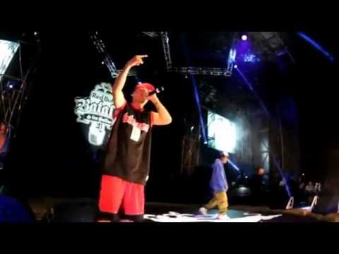 Batalla De los Gallos Red Bull - Peru 2012 [Warrior vs K.D.T.] (Oficial)
