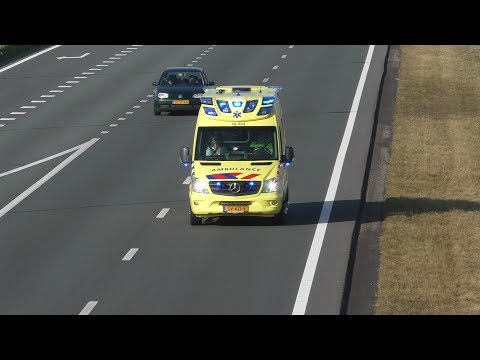 Ambulance 10-104 met Spoed onderweg vanaf het WFG Hoorn naar Amsterdam