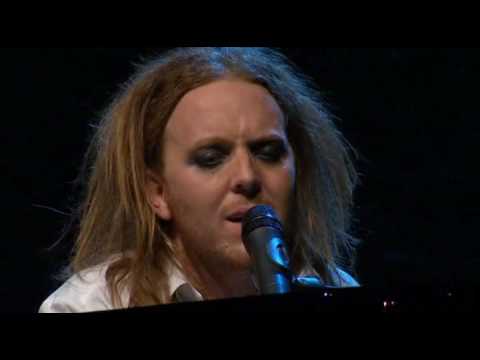 Tim Minchin: Bílé víno za slunečního svitu