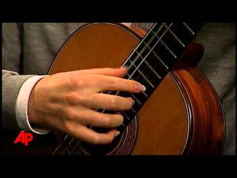 Milos: New Guitar Hero