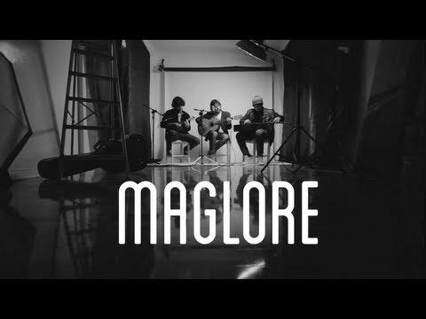 Debaixo De Chuva - Maglore