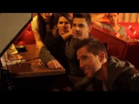 TRAS CAMARAS COMERTE A BESOS - GABRIEL PARISI FT. OSCARCITO