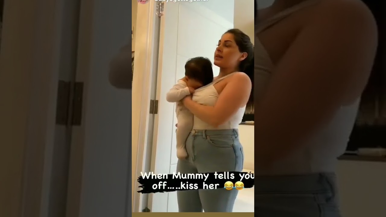 Cute baby kiss her mom 🥰🥰🥰🥰🥰🥰🥰#cute #baby #shorts