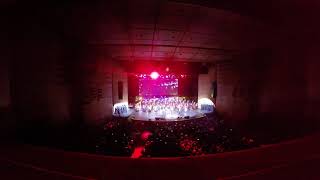 La tierra del olvido / Sinfónico Carlos Vives feat Fonseca, Santiago C. y Pipe Pelaez