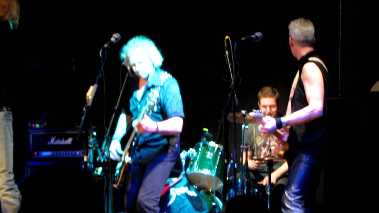 Undercover- - Start Me Up