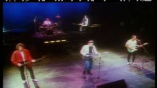 Dire Straits - So Far Away HD