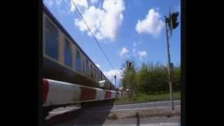 preview picture of video 'Diesel class 14 @ Wallingford Level Crossing (Bunk Line) May 2013'