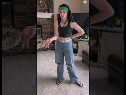 #stevesmith is @lilshiiny ! #americandad #hayley @TBS