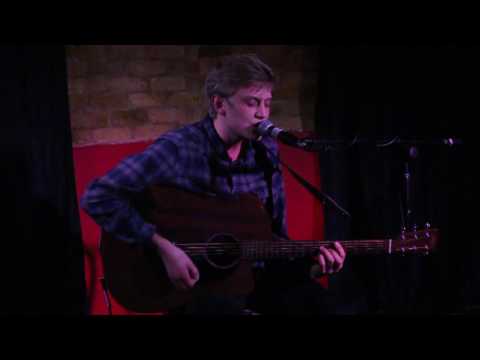 Rasmus Hansen Shoes/Back home