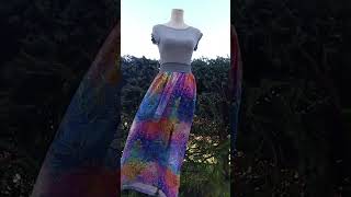 Dámská dlouhá sukně Duhové květy silky UNI 
