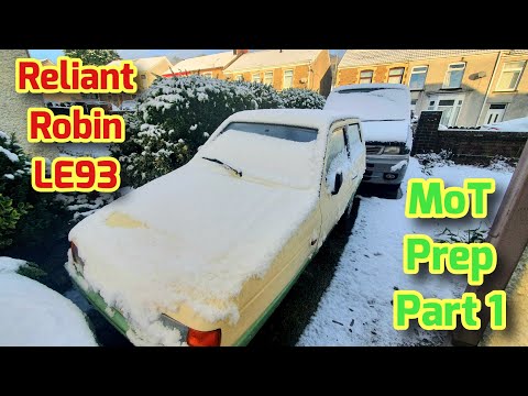 Reliant Robin MOT Prep Part 1