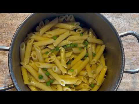 Pasta al forno con piselli - creando si impara