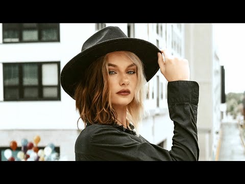 Derick Banks - Sente La Feat. Mano Tsotsi