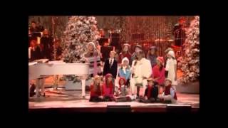 Andrea Bocelli 3 SantaClaus  is coming to town