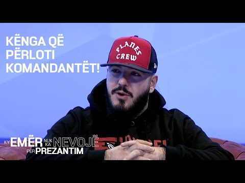 “Sytë lot”, kënga e Don Phenom që rrënqethi komëndatët tanë përmes tekstit të saj!