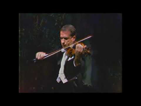 RUGGIERO RICCI, violin.  P. Tchaikovsky - Violin Concerto (Finale)
