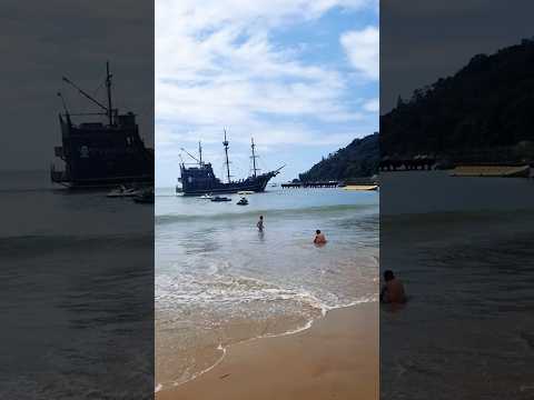 Praia Das Laranjeiras #balneariocamboriu #santacatarina #curtindoapraia
