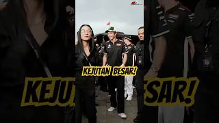 Download lagu KEJUTAN BESAR! Valentino Rossi Hadir di Mandalika, Fans Indonesia Histeris! 🇮🇩 #MotoGP #Mandalika mp3 Download lagu KEJUTAN BESAR! Valentino Rossi Hadir di Mandalika, Fans Indonesia Histeris! 🇮🇩 #MotoGP #Mandalika mp3