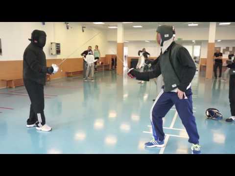 Sabre prime parry movement