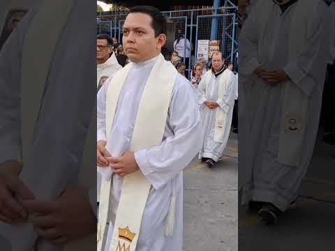 INICIO DE LA PROCESIÓN DE LA PUERTA SANTA EN SAN ANTONIO DE PADUA