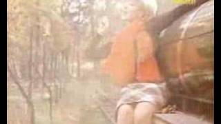 Le Loco-Motion Lyrics English Translation