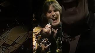 A little bit of soap 🧼 #showaddywaddy