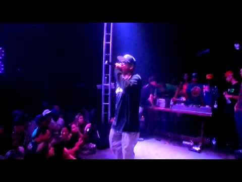 Mc Pate - 01/11/2013 Cantando Os Granfinos de Porto Alegre