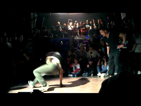 Seattle Claws Out III Ronnie, Roxrite, Taisuke vs. Jeromskee, Thesis, Chacha May 7th, 2011