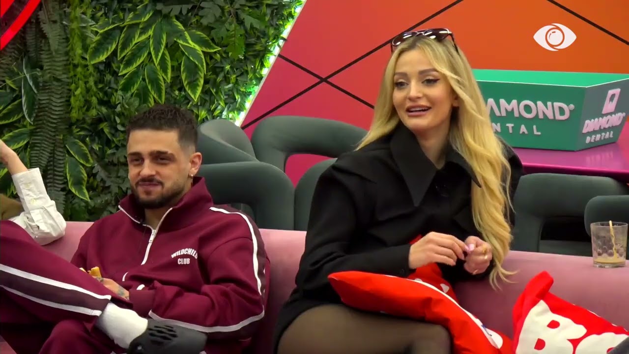 “Jam i martuar, të lutem mos më thuaj bukurosh”/ Rogerti diskuton me Selin: Ka konotacion tjetër