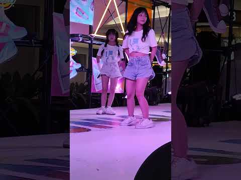 230723 (Taepoy Fancam) Peach You - I Peach U @ Sneaker Showcase - Fashion Island
