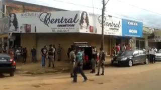 preview picture of video 'Perseguição policial e troca de tiros em Santo Antônio do Descoberto'