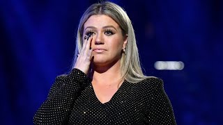 Kelly Clarkson is officially leaving The Voice
