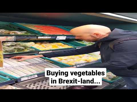 Vegetables in Brexit-land #shortsvideo #comedy #vegetables #expatlife #brexit #tesco #expat #vegan