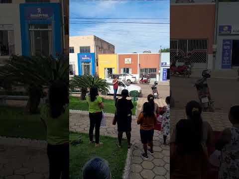 Cidade: praia norte-To, prefeita bruna do hochimim, não paga décimo terceiro e piso de professores.