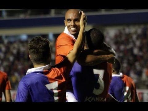 Paraná 2 x 0 Cianorte - Narração: Paulo Sérgio ( Rádio Banda B ) Paranaense 2014